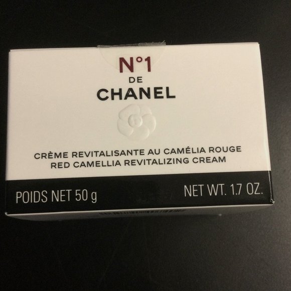 Chanel Ladies NÂ°1 De Red Camellia Revitalizing Cream 1.7 oz Skin Care - Picture 1 of 6